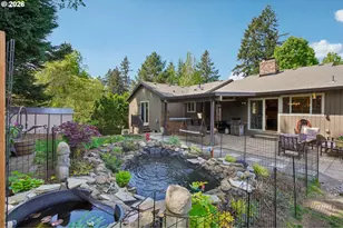 10300 SW Coquille Dr, Tualatin, OR 97062 - Photo 34