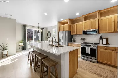 15520 Rainier Ave, Sandy, OR 97055 - Photo 12