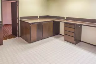 210 Cherokee Ave, Roseburg, OR 97471 - Photo 14