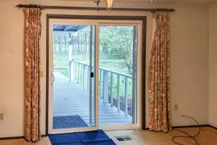 210 Cherokee Ave, Roseburg, OR 97471 - Photo 6