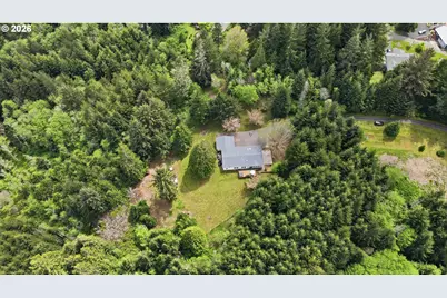 61513 Richmond Way, Coos Bay, OR 97420 - Photo 44