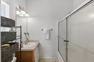 61513 Richmond Way, Coos Bay, OR 97420 - Photo 26