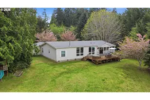 61513 Richmond Way, Coos Bay, OR 97420 - Photo 2