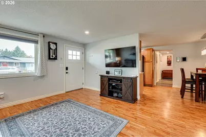 353 Shear St SW, Castle Rock, WA 98611 - Photo 4