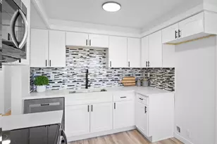 3308 E McLoughlin Blvd, Vancouver, WA 98661 - Photo 10