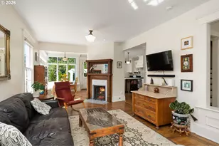 2127 SW Elm St, Portland, OR 97201 - Photo 10