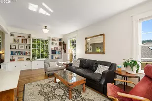 2127 SW Elm St, Portland, OR 97201 - Photo 8