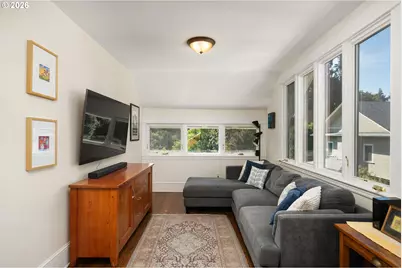 2127 SW Elm St, Portland, OR 97201 - Photo 28