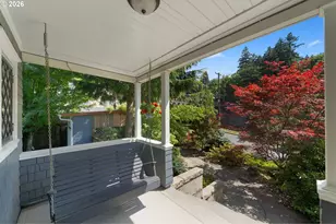 2127 SW Elm St, Portland, OR 97201 - Photo 4