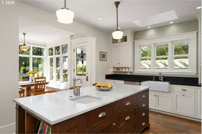 2127 SW Elm St, Portland, OR 97201 - Photo 14