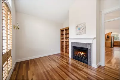 12611 NW 33rd Ave, Vancouver, WA 98685 - Photo 4