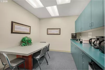 9407 NE Vancouver Mall Dr, Vancouver, WA 98662 - Photo 32