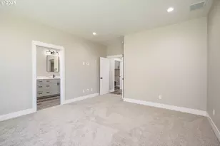 24934 Westfield Ave, Veneta, OR 97487 - Photo 8