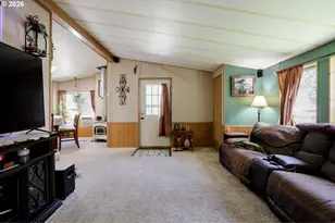 137127 Main St, Crescent, OR 97733 - Photo 12