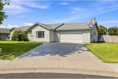 1228 SW Martin Ct, Hermiston, OR 97838 - Photo 2