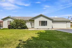 1228 SW Martin Ct, Hermiston, OR 97838 - Photo 1