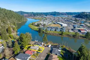 1745 Greenwood Ave, Reedsport, OR 97467 - Photo 46