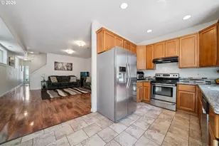 13546 SE Steele St, Portland, OR 97236 - Photo 10