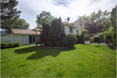 907 4th St, La Grande, OR 97850 - Photo 34