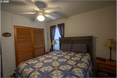 907 4th St, La Grande, OR 97850 - Photo 12