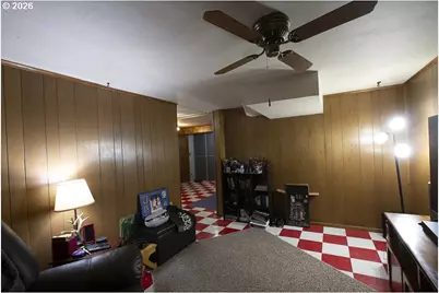 907 4th St, La Grande, OR 97850 - Photo 14
