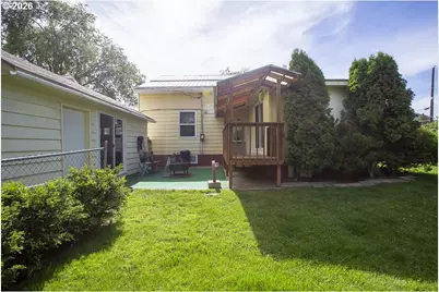 907 4th St, La Grande, OR 97850 - Photo 36