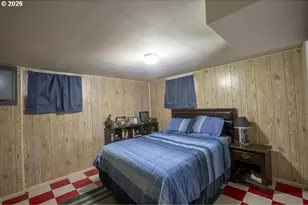 907 Fourth St, La Grande, OR 97850 - Photo 18
