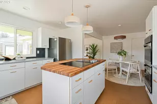 2153 NE 81st Ave, Portland, OR 97213 - Photo 10