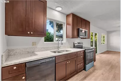 4888 38th Pl NE, Salem, OR 97305 - Photo 12