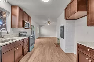 4888 38th Pl NE, Salem, OR 97305 - Photo 20
