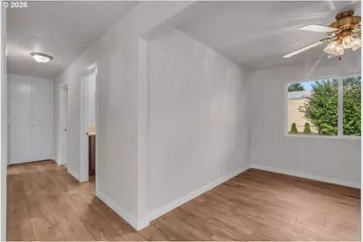 4888 38th Pl NE, Salem, OR 97305 - Photo 10