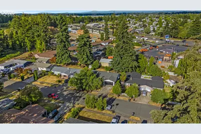 4888 38th Pl NE, Salem, OR 97305 - Photo 32