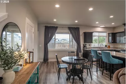 180 Brady Ln, Roseburg, OR 97471 - Photo 6