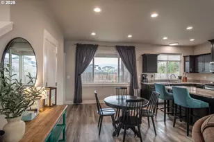 180 Brady Ln, Roseburg, OR 97471 - Photo 6