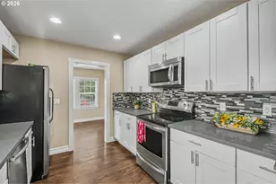 3801 NE 82nd Ave, Portland, OR 97220 - Photo 16