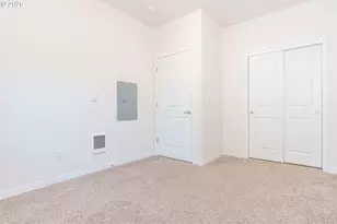 6940 SE Long St, Portland, OR 97035 - Photo 8