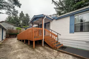 1445 Village Pines Ave, Coos Bay, OR 97420 - Photo 4