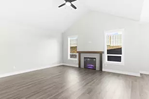 2239 E Otter Loop, La Center, WA 98629 - Photo 2