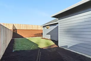 2239 E Otter Loop, La Center, WA 98629 - Photo 34