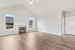 2239 E Otter Loop, La Center, WA 98629 - Photo 2