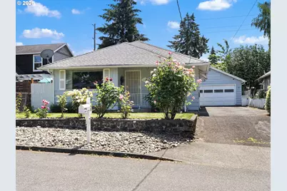 11726 SE Oak St, Portland, OR 97216 - Photo 1