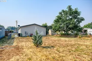 315 E College St, Athena, OR 97813 - Photo 28