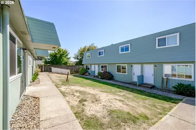 175 NE Fern Ct, Dallas, OR 97338 - Photo 2