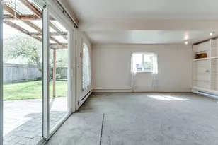 1871 G St, Springfield, OR 97477 - Photo 28