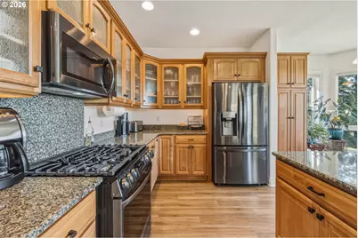 93621 Links Ln, Coos Bay, OR 97420 - Photo 16