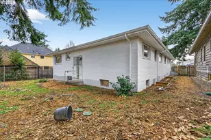 7827 N Denver Ave, Portland, OR 97217 - Photo 26