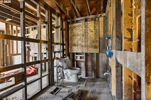 7827 N Denver Ave, Portland, OR 97217 - Photo 6