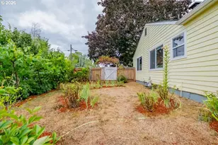622 SW Hayter St, Dallas, OR 97338 - Photo 32