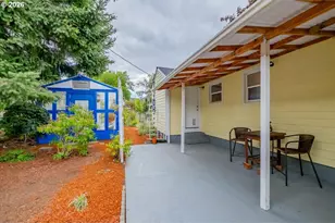 622 SW Hayter St, Dallas, OR 97338 - Photo 22