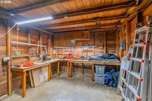 622 SW Hayter St, Dallas, OR 97338 - Photo 24